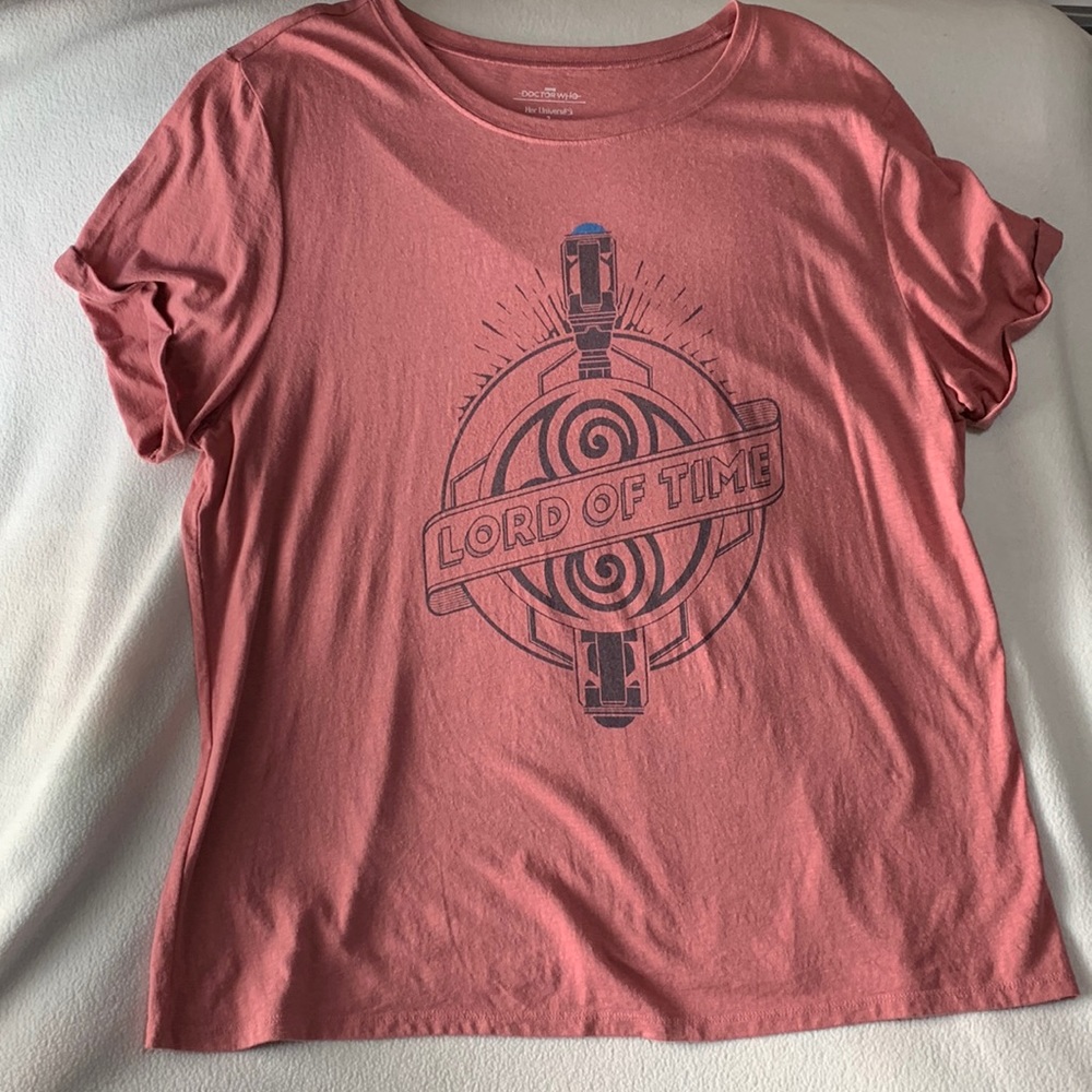 Torrid Doctor Who Her Universe “Lord of Time” shirt.